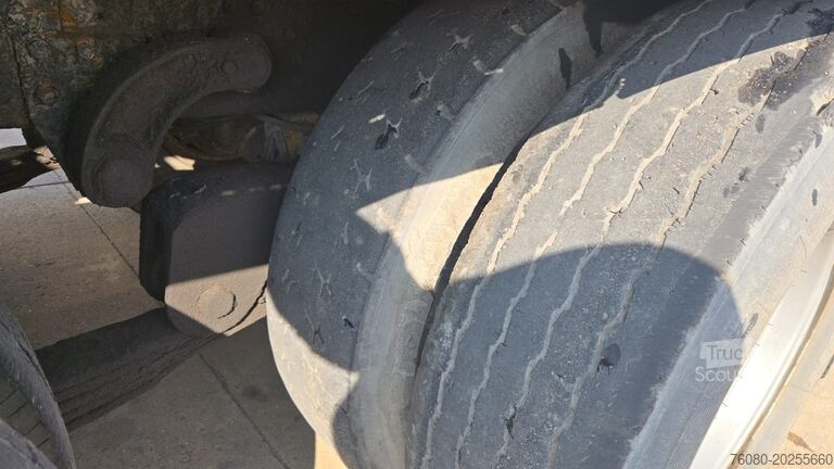 Kolkenzuiger Volvo FL 10 - 320 (10500L + 1500L / 10 TYRES FULL STE...