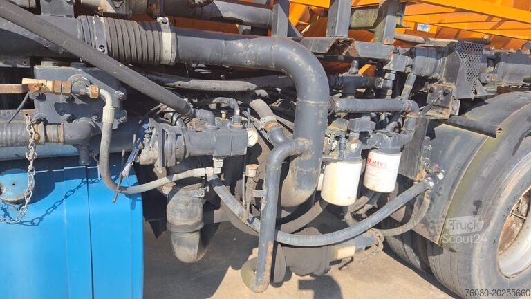 Kolkenzuiger Volvo FL 10 - 320 (10500L + 1500L / 10 TYRES FULL STE...