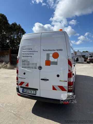Lådbil hög Mercedes-Benz Sprinter 515