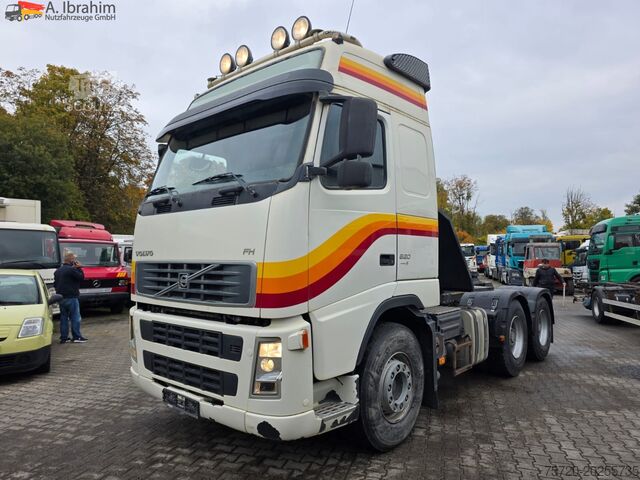 Zware vrachtwagen Volvo FH 520 | 6x4 | V8 | Kipphydraulik | Blatt Blatt | Schaltgetriebe | Klima | Trommelbremse | 3 Pedals