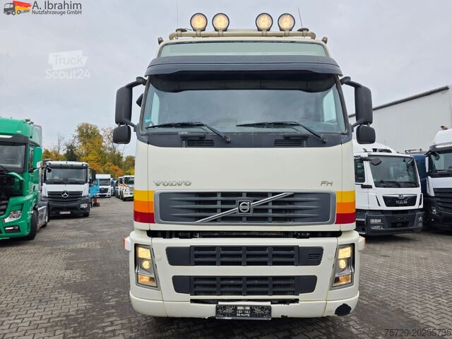Zware vrachtwagen Volvo FH 520 | 6x4 | V8 | Kipphydraulik | Blatt Blatt | Schaltgetriebe | Klima | Trommelbremse | 3 Pedals