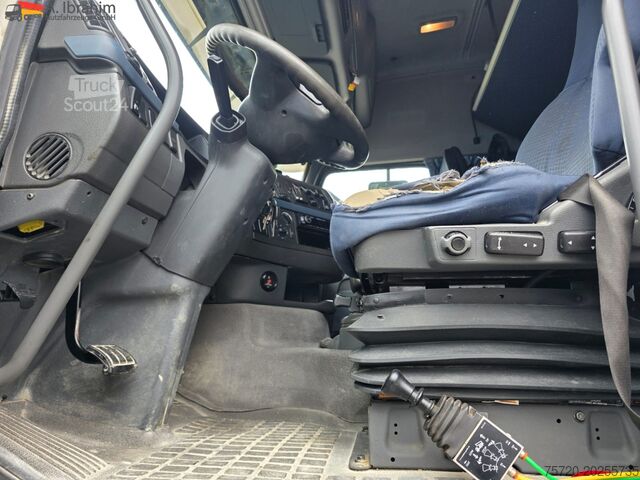 Zware vrachtwagen Volvo FH 520 | 6x4 | V8 | Kipphydraulik | Blatt Blatt | Schaltgetriebe | Klima | Trommelbremse | 3 Pedals