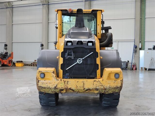 Pala gommata VOLVO L90H