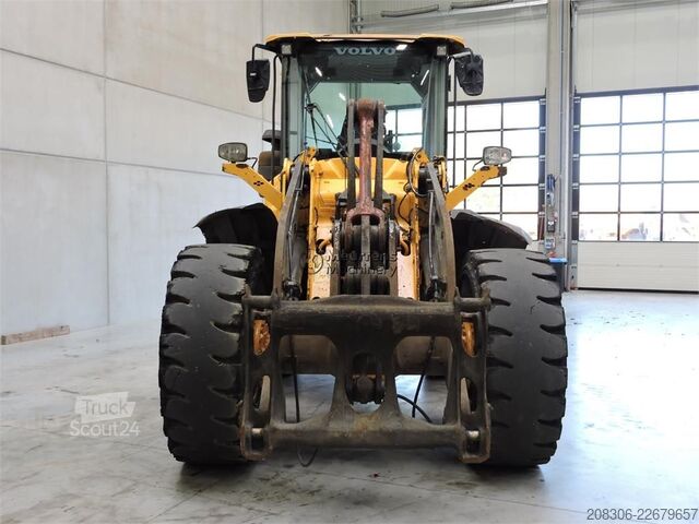 Pala gommata VOLVO L90H