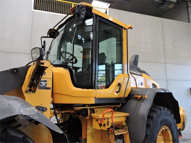 Pala gommata VOLVO L90H