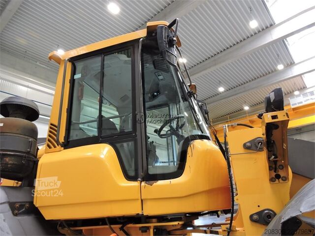 Pala gommata VOLVO L90H