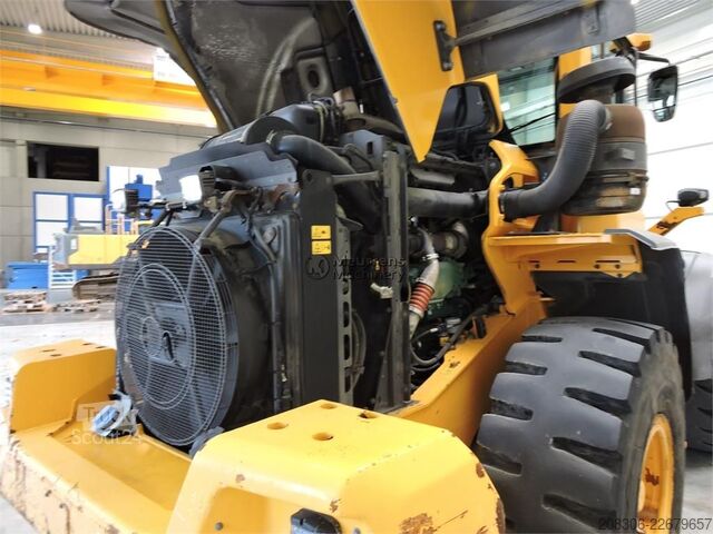 Pala gommata VOLVO L90H