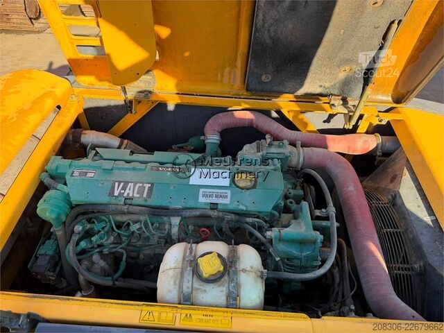 Kolesový bager VOLVO EW160C