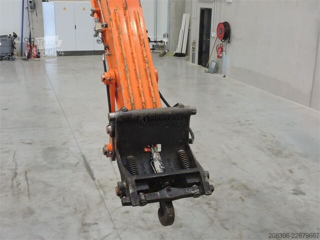 Pelle sur pneus DAEWOO S200W Belgium machine