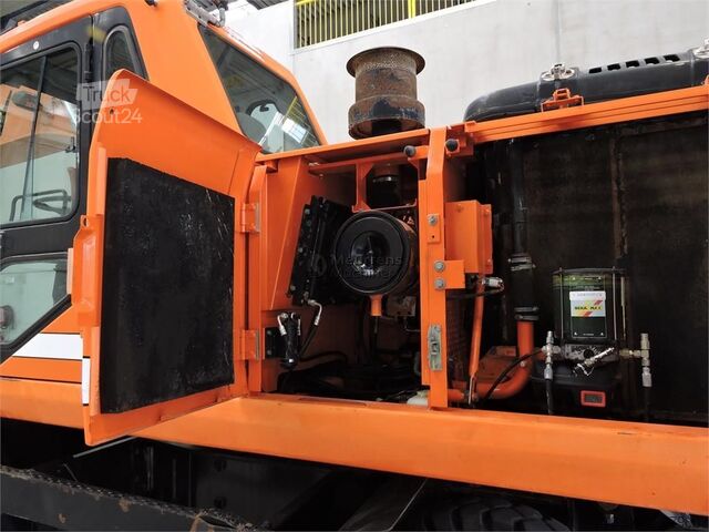 Pelle sur pneus DAEWOO S200W Belgium machine