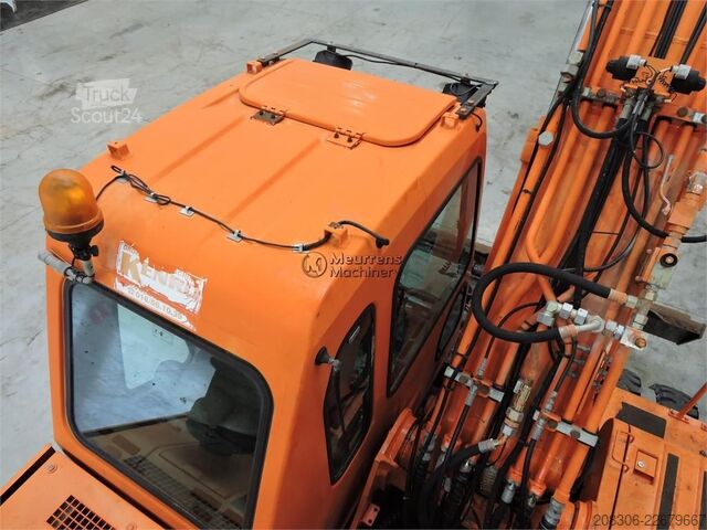 Pelle sur pneus DAEWOO S200W Belgium machine