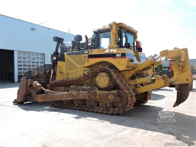 Rouleau compresseur CATERPILLAR D8T