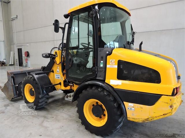 Pala gommata JCB 406 + Fork