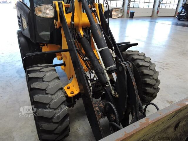 Pala gommata JCB 406 + Fork