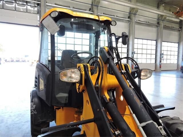 Pala gommata JCB 406 + Fork