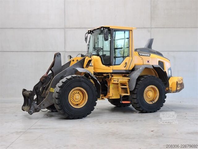 Chargeuse sur pneus VOLVO L90H