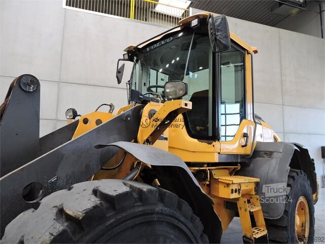 Chargeuse sur pneus VOLVO L90H