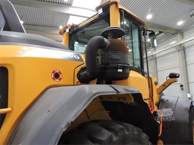 Chargeuse sur pneus VOLVO L90H