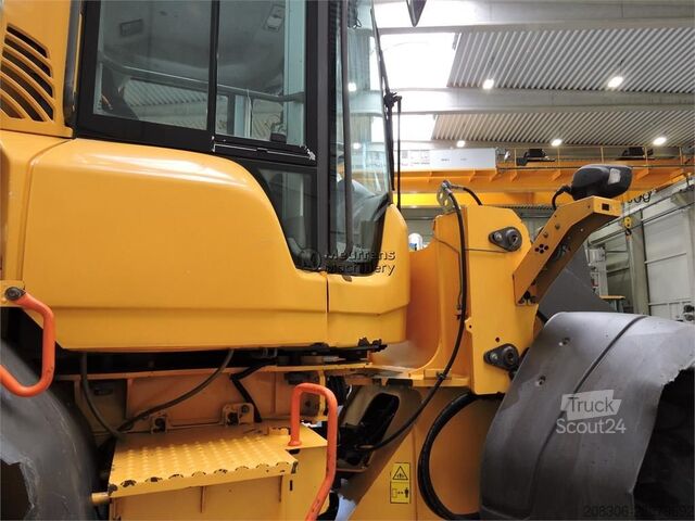 Chargeuse sur pneus VOLVO L90H