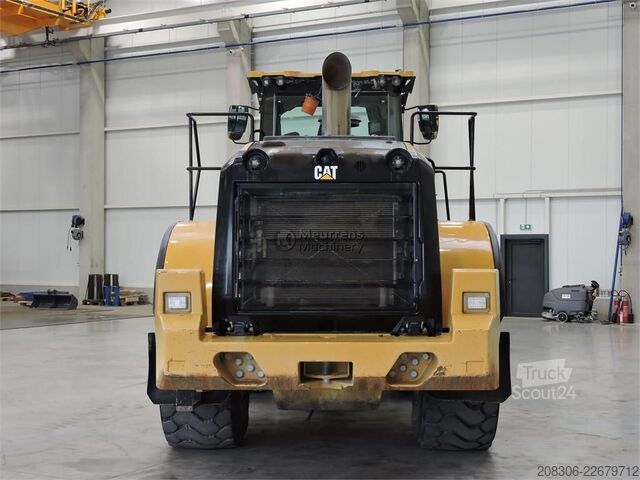 Chargeuse sur pneus CATERPILLAR 972M