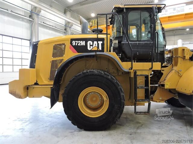 Chargeuse sur pneus CATERPILLAR 972M