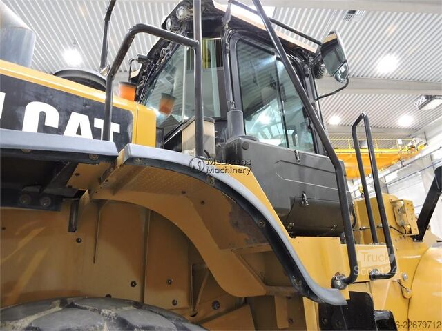 Chargeuse sur pneus CATERPILLAR 972M