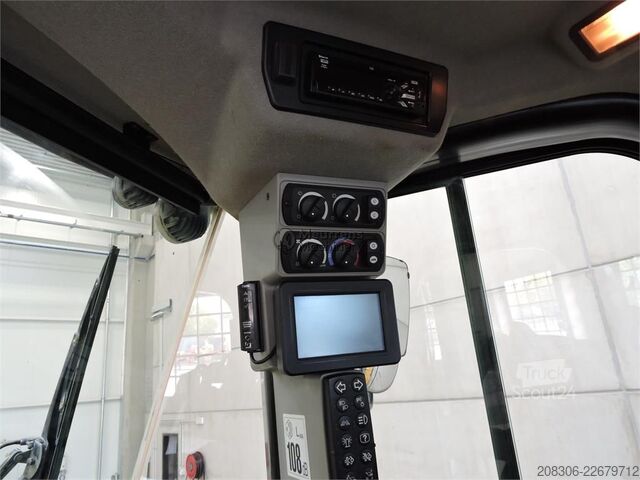 Chargeuse sur pneus CATERPILLAR 972M