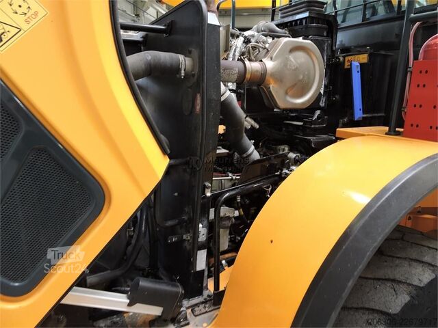 Chargeuse sur pneus HYUNDAI HL955A
