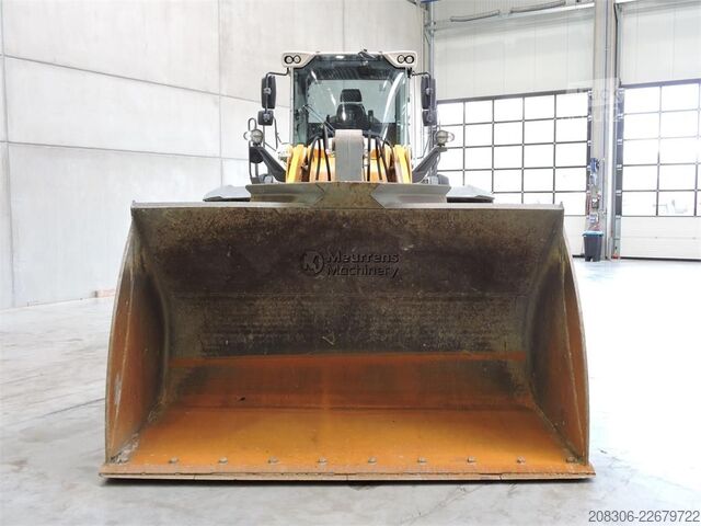 Chargeuse sur pneus LIEBHERR L580XPower