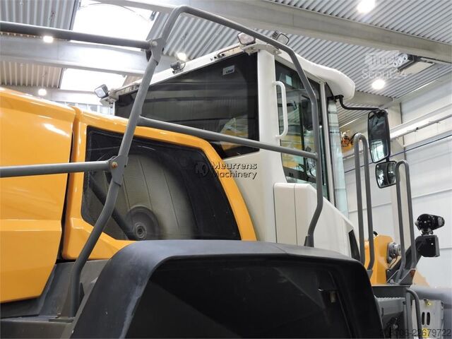 Chargeuse sur pneus LIEBHERR L580XPower