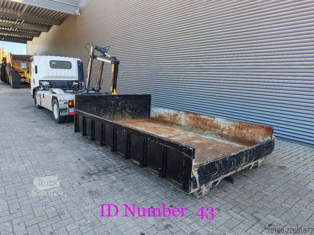 System för krokarm Isuzu NPR 75 4x2 Hyvalift Hooklift!