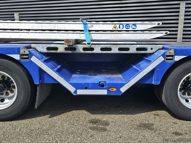 Nizki nakladalnik Max Trailer F-S43-1AAF / EXTENDABLE / WHEEL WELL / RADMULDEN
