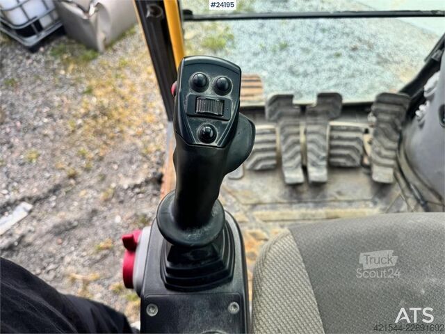 Goseniški bager Volvo EC250DL Excavator w/ Rototilt, 2 Buckets and GPS