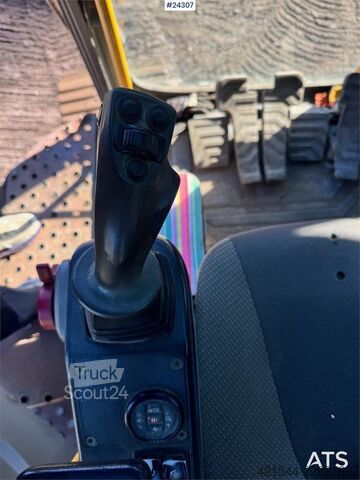 Paletli ekskavatör Volvo EC290CL Excavator w/ Rototilt and 2 Buckets WATCH