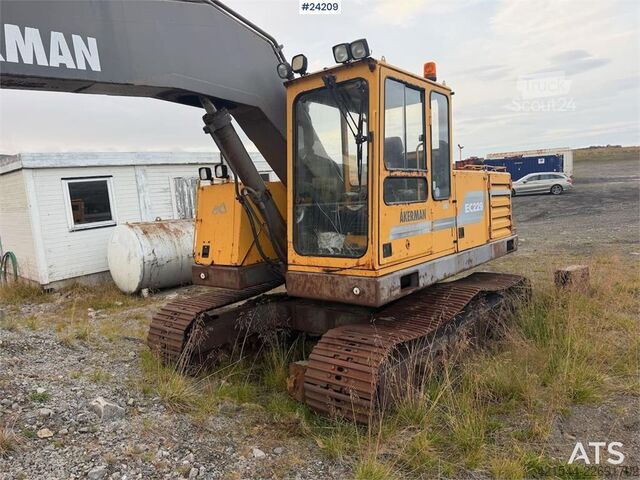 Raupenbagger Åkerman EC229