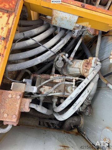 Escavadora de rastos Åkerman EC229