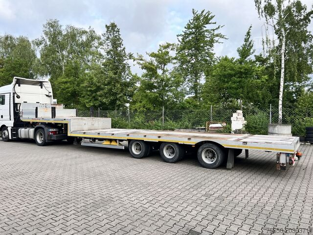 Naczepa niskopodwoziowa Möslein STO 3 Schwebheim  3 Achs Satteltieflader