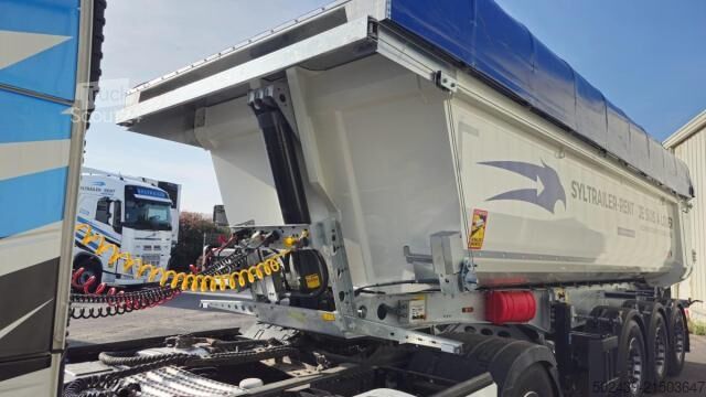 Tippsemi Schmitz Cargobull SKI24 (LOCATION / RENT)