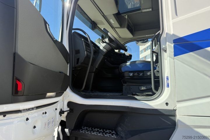 Tractora standard Volvo FH-460 6x2T Retarder / Swiss-Vehicle