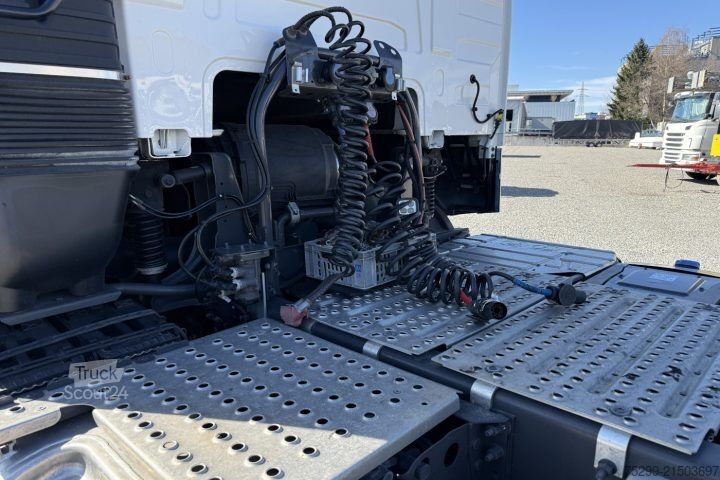 Tractora standard Volvo FH-460 6x2T Retarder / Swiss-Vehicle