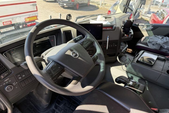 Vrachtauto met open laadbak Volvo FM-500 6x2R Brücke / Pritsche / Swiss-Vehicle