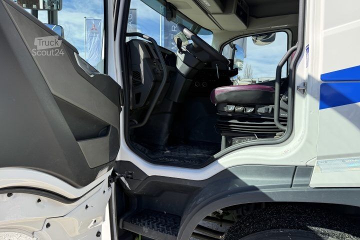 Vrachtauto met open laadbak Volvo FM-500 6x2R Brücke / Pritsche / Swiss-Vehicle