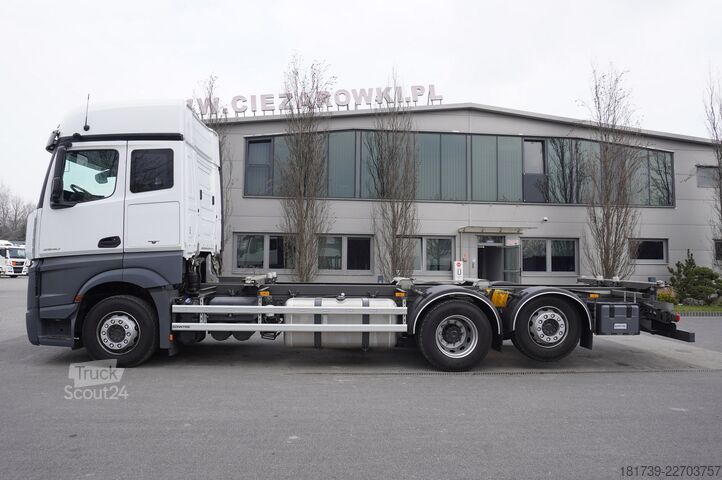 BDF Mercedes-Benz Actros 2540 6×2 / 90 tho. km! / BDF