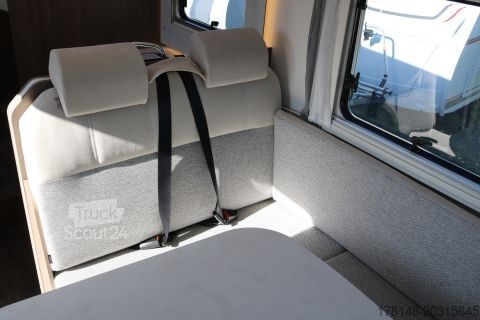 Kemperis/kemperis automobīlis Carado T 447