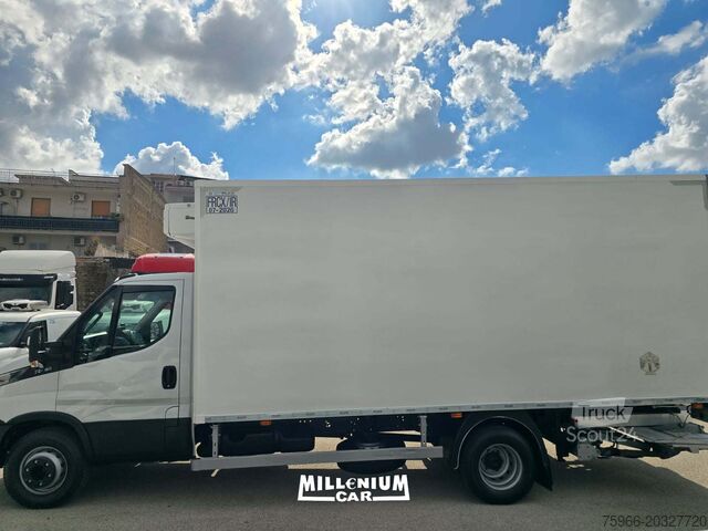Furgone isotermico frigorifero Iveco 72-18 CELLA 5,30 SPONDA FRC EURO 6