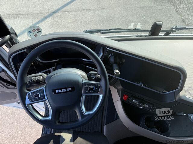 Tracteur routier standard DAF XG 480