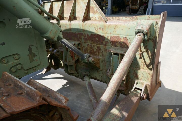 Schaktmaskin Caterpillar D7F Ex-army