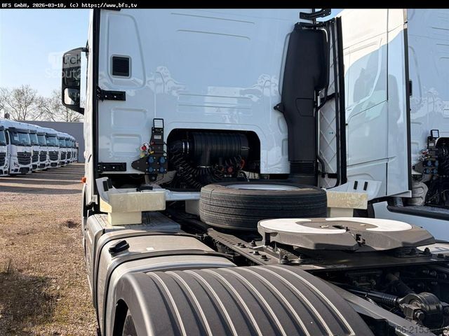 Τυπική μονάδα τράκτορα FORD F-MAX 4x2 SCAB E6 03P ADR  Comfort Plus Paket //