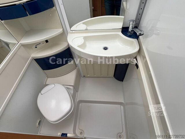 Entegre karavan HYMER/ERIBA B 524 - Klima - Hub/Festbett -  - AHK