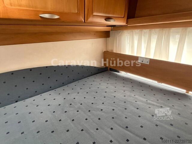 Entegre karavan HYMER/ERIBA B 524 - Klima - Hub/Festbett -  - AHK